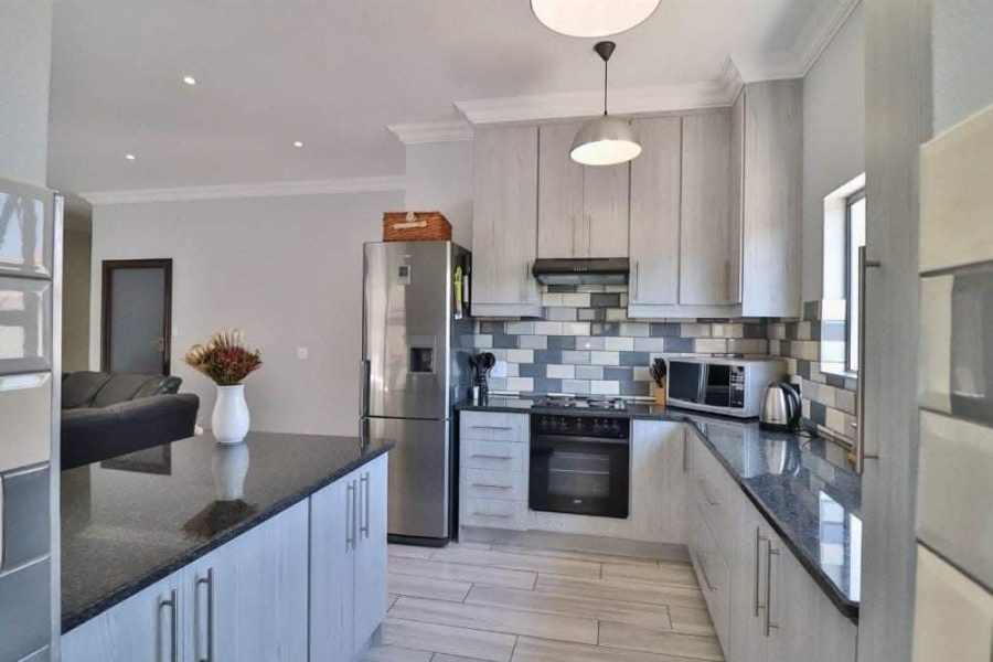 3 Bedroom Property for Sale in Melodie North West